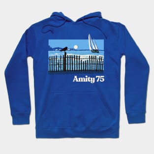 Amity 1975 - The Summer Of Jaws - Vintage Style Souvenir Design Hoodie